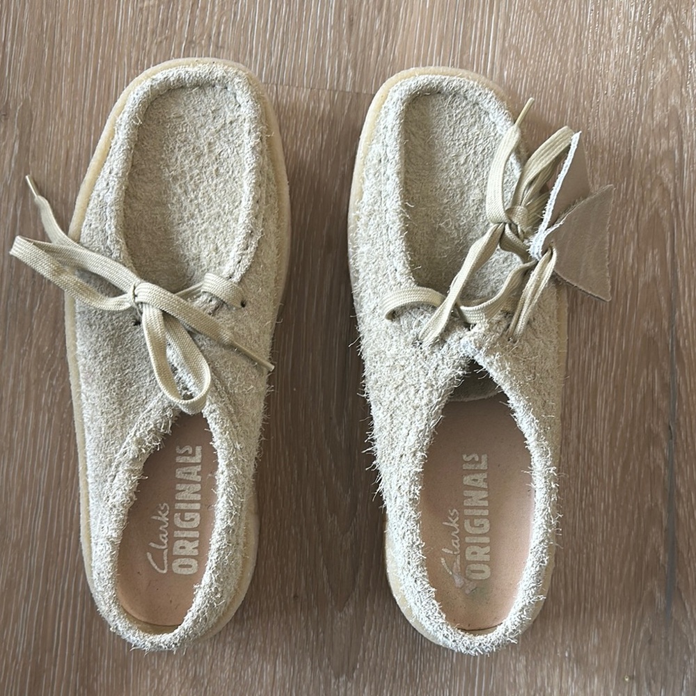 Clarks Cream Mules Cozy Slip-On Design